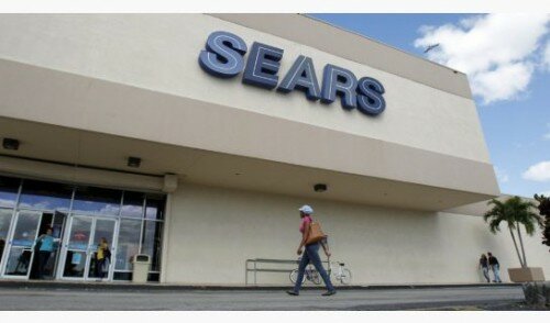 Sears sales fall sharply in 2Q as it spins off real estate
